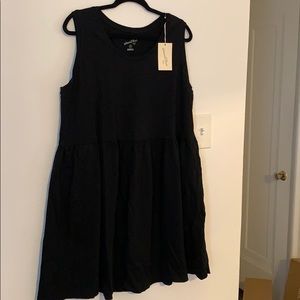 Sleeveless tiered dress